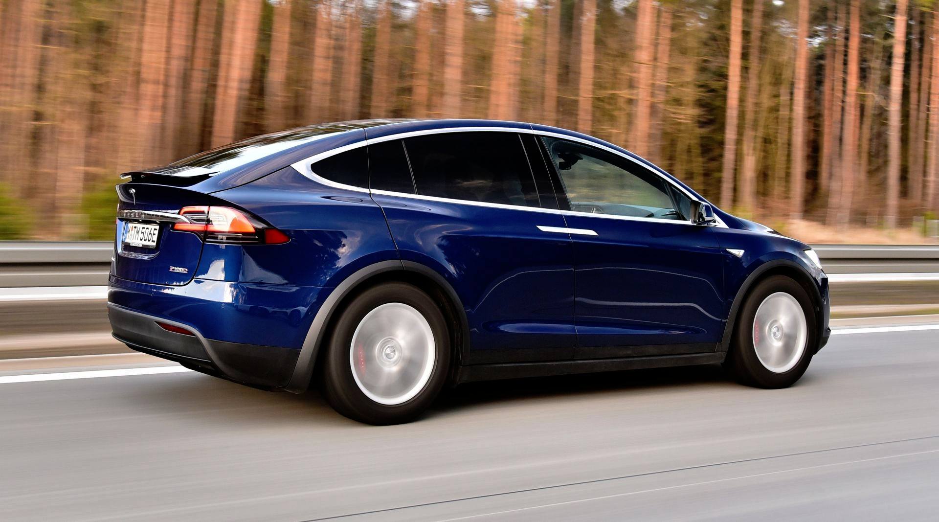 Тест проводился на топовой версии Tesla X с батареями мощностью 100 кВтч